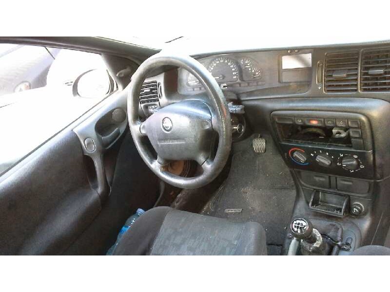opel vectra b berlina del año 1998