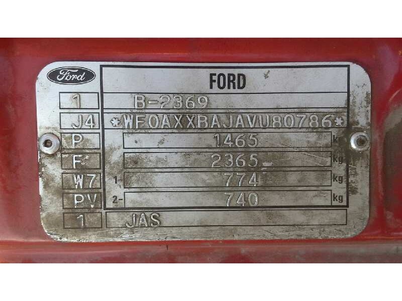 ford fiesta berlina del año 1997