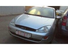 ford focus berlina (cak) del año 2000 2