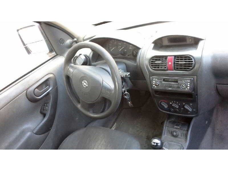 opel combo (corsa c) del año 2003