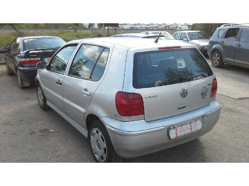 volkswagen polo berlina (6n2) del año 2001