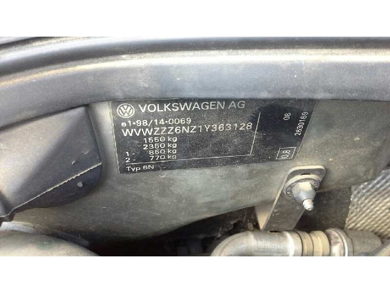 volkswagen polo berlina (6n2) del año 2001