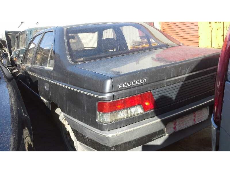 peugeot 405 berlina del año 1989