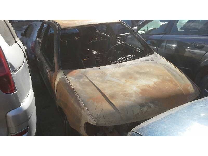 volkswagen polo berlina (6n1) del año 1998