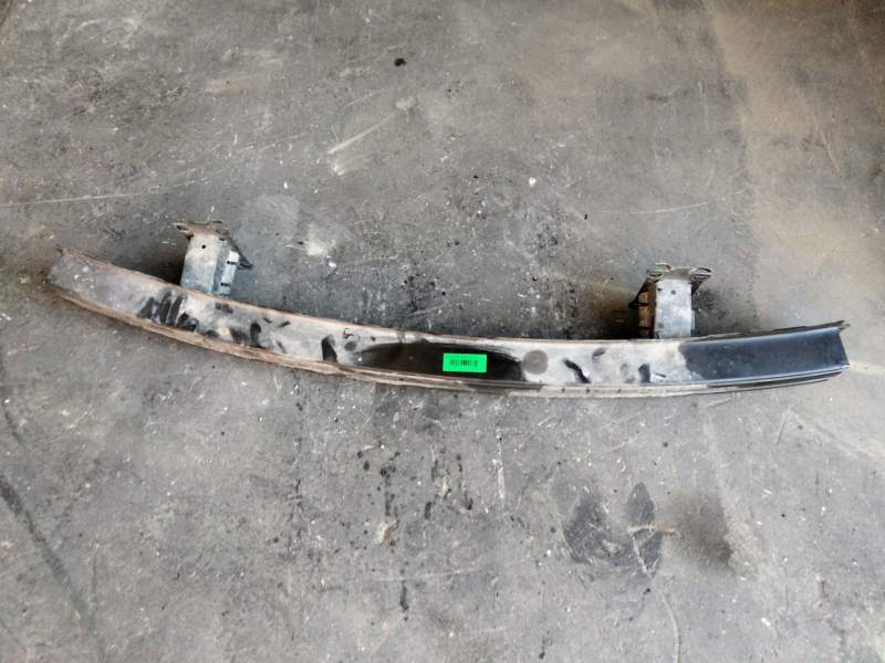 Recambio de refuerzo paragolpes delantero para land rover discovery v6 td hse referencia OEM IAM   