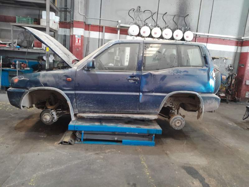 FORD MAVERICK (UDS, UNS)