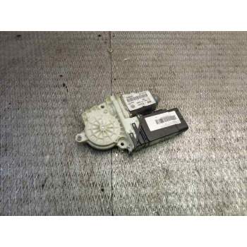 MOTOR ELEVALUNAS DELANTERO DERECHO 10959802G 