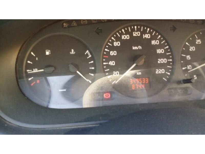 renault megane i berlina hatchback (ba0) del año 1997