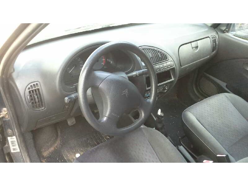 citroen saxo del año 2000