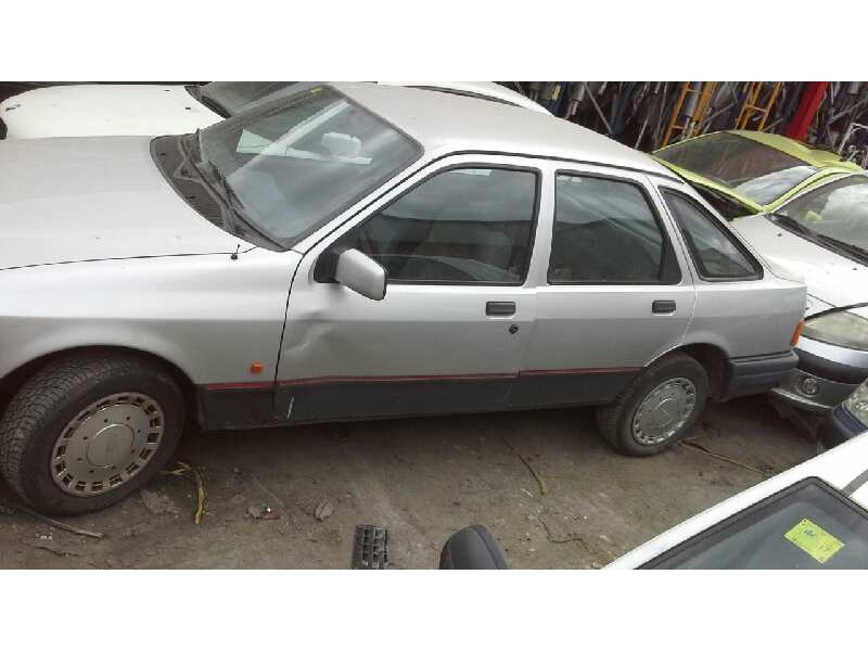ford sierra berlina del año 1989