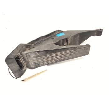 PEDAL ACELERADOR 