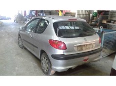 peugeot 206 berlina del año 2004