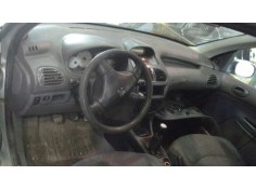 peugeot 206 berlina del año 2004 2