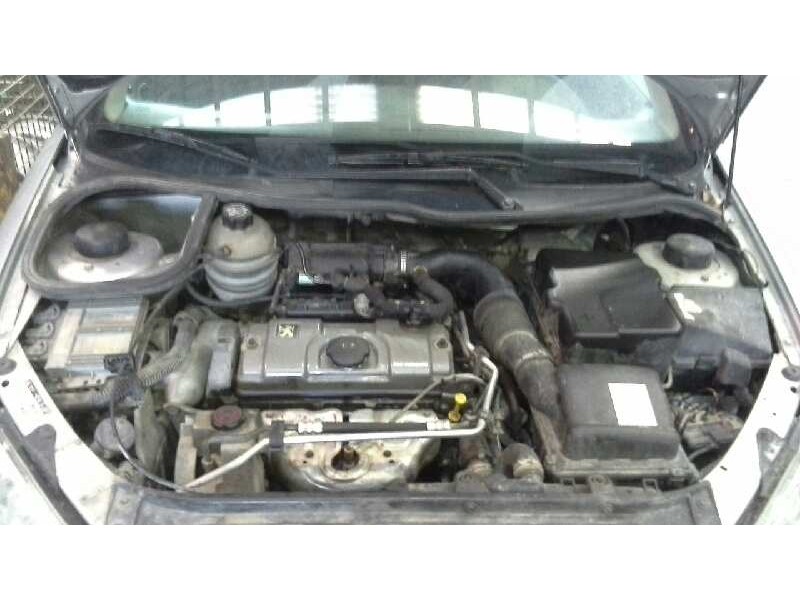 peugeot 206 berlina del año 2004