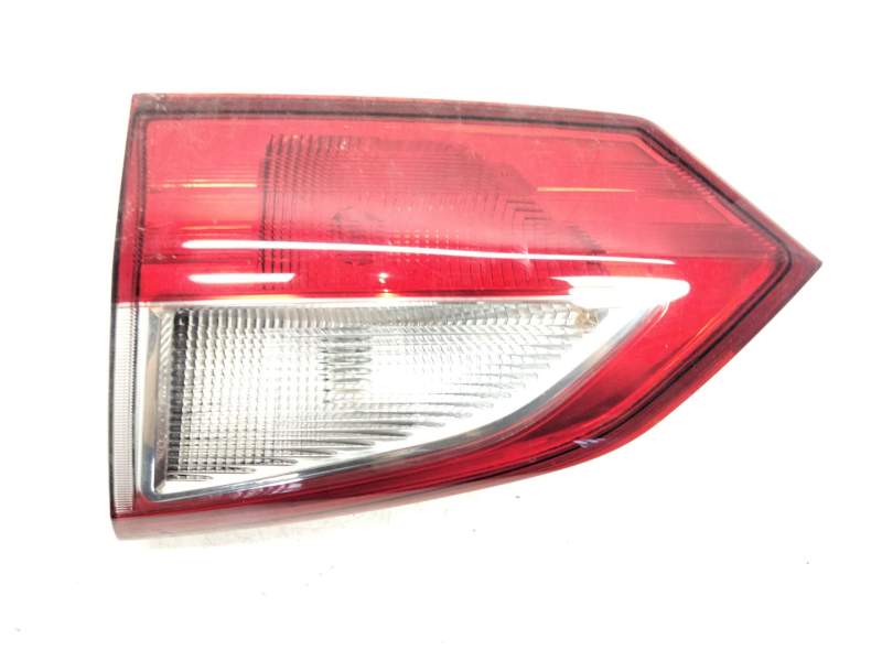 Recambio de piloto trasero derecho porton para ford grand c-max trend referencia OEM IAM AM5113A602AE 89501748 