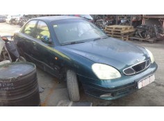 daewoo nubira berlina del año 2002 2