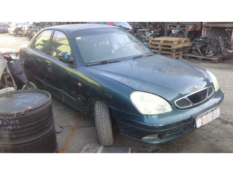 daewoo nubira berlina del año 2002