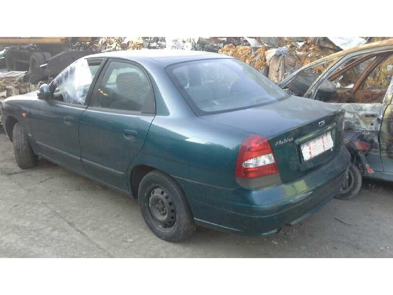 daewoo nubira berlina del año 2002