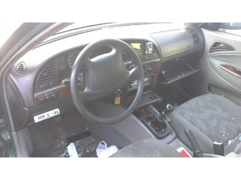 daewoo nubira berlina del año 2002