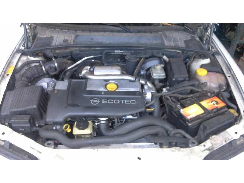 opel vectra b caravan del año 1999