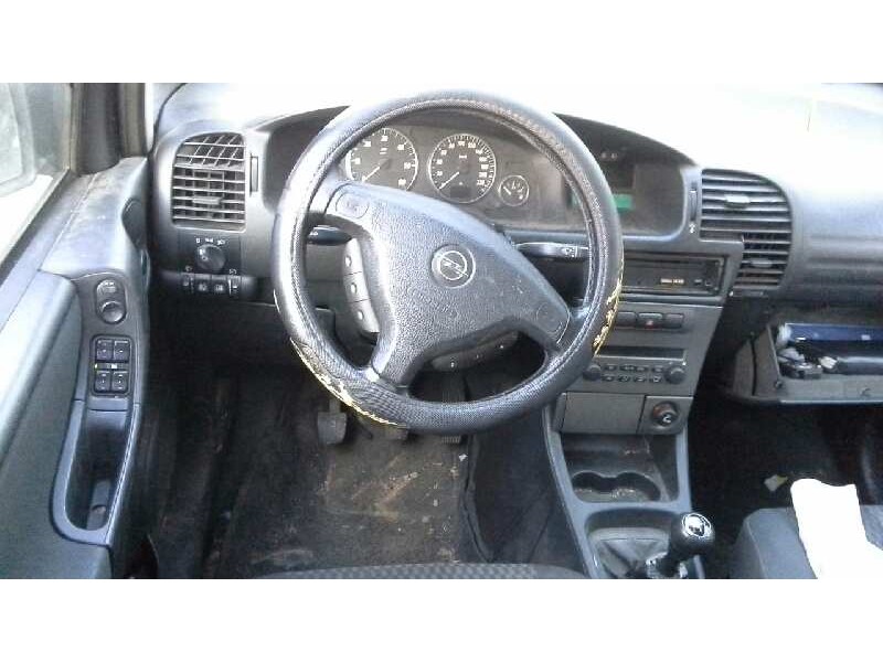 opel zafira a del año 2003