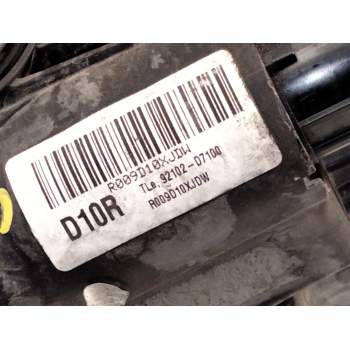 Recambio de faro derecho para hyundai tucson (tl, tle) 2.0 crdi referencia OEM IAM 92102D7100  