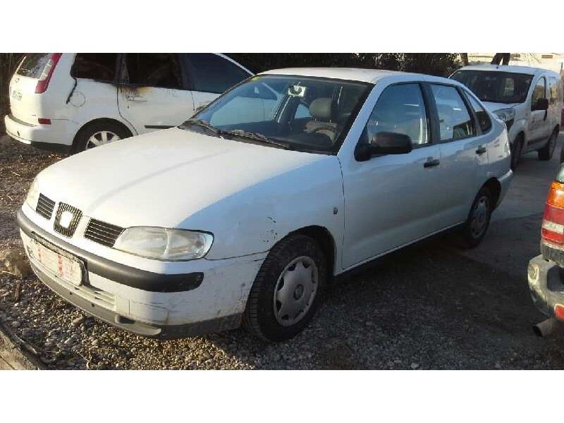 seat cordoba berlina (6k2) del año 2000