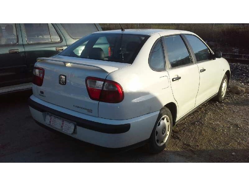 seat cordoba berlina (6k2) del año 2000
