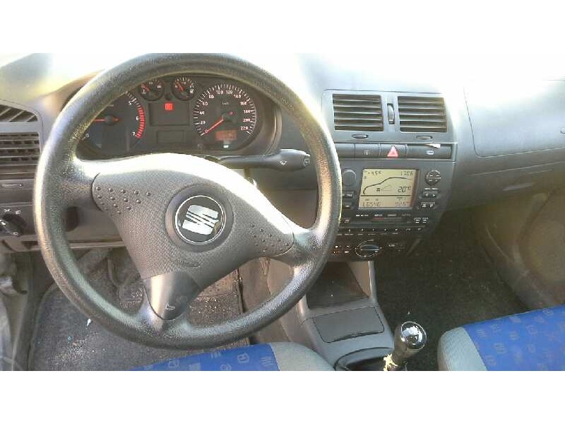 seat ibiza (6k1) del año 2001