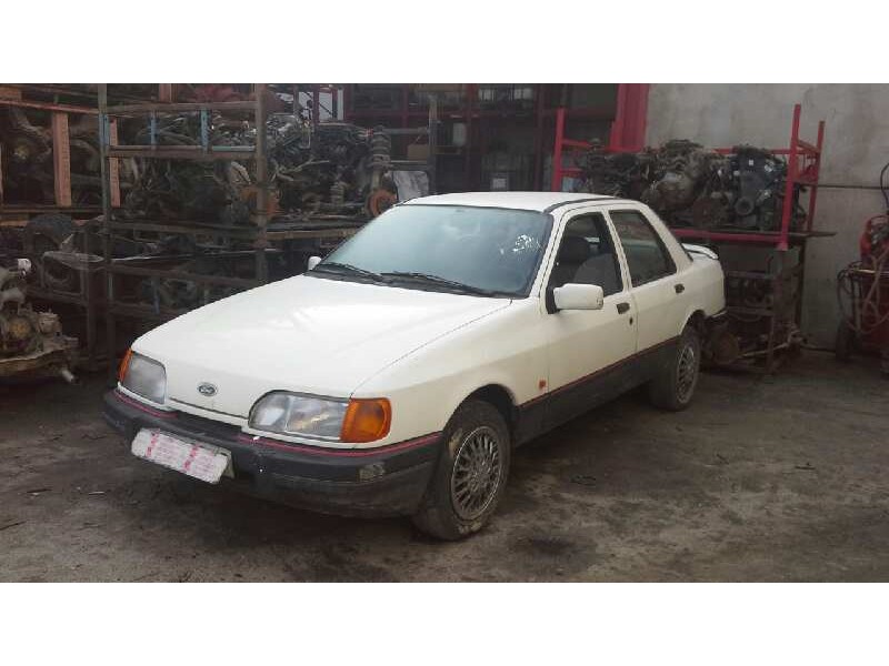 ford sierra berlina del año 1989