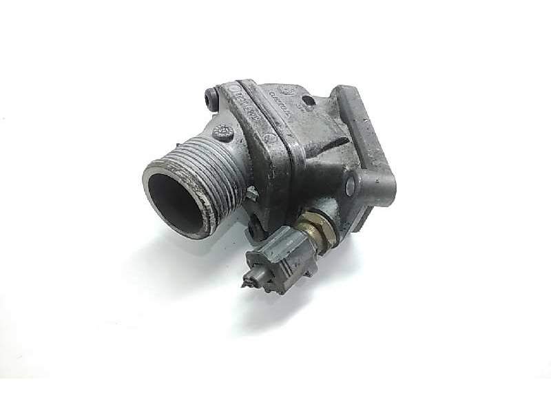 Recambio de caja termostato para volvo xc70 d5 awd kinetic referencia OEM IAM 30650022  