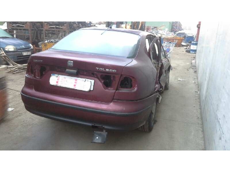 seat toledo (1m2) del año 2004
