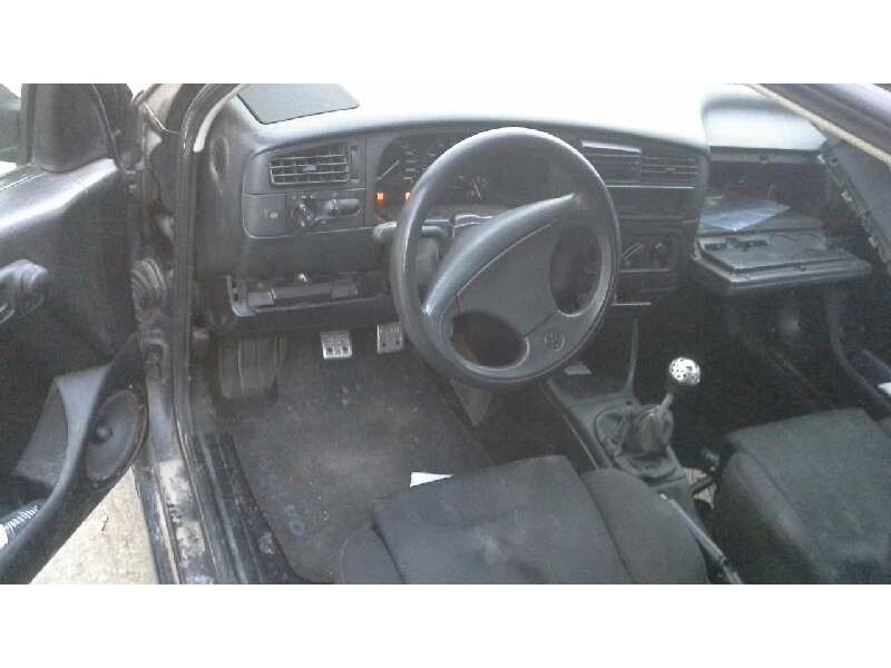 volkswagen golf iii berlina (1h1) del año 1993