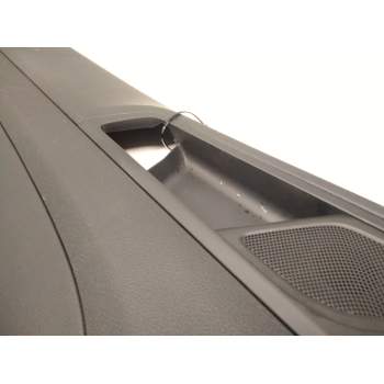 Recambio de guarnecido puerta delantera izquierda para hyundai tucson (tl, tle) 2.0 crdi referencia OEM IAM 82301D7200  