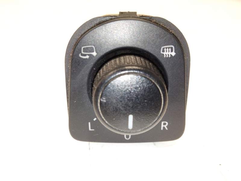 Recambio de mando retrovisor para seat leon (5f1) 2.0 cupra referencia OEM IAM 5F0959565  