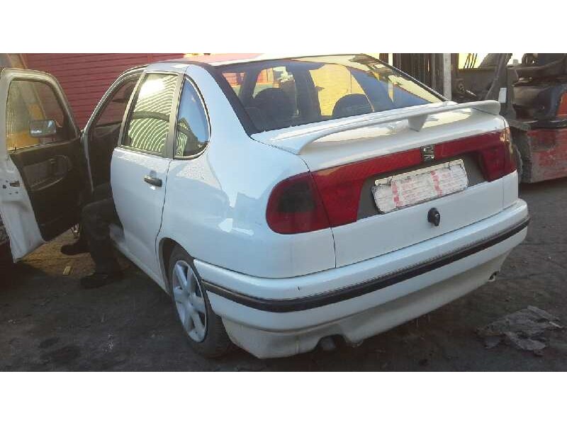 seat cordoba berlina (6k2) del año 1996