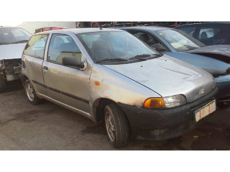 fiat punto berlina (176) del año 1999