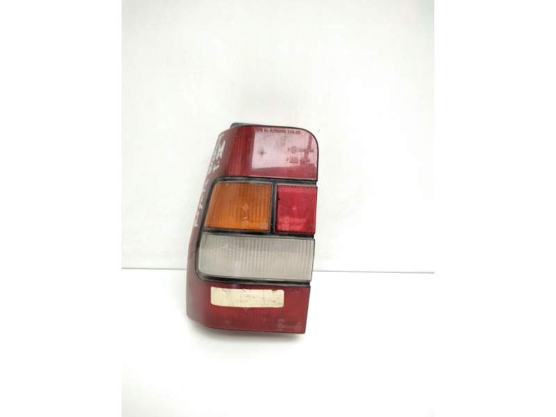 Recambio de piloto trasero izquierdo para fiat regata berlina 1.3 referencia OEM IAM 336857S 385S 