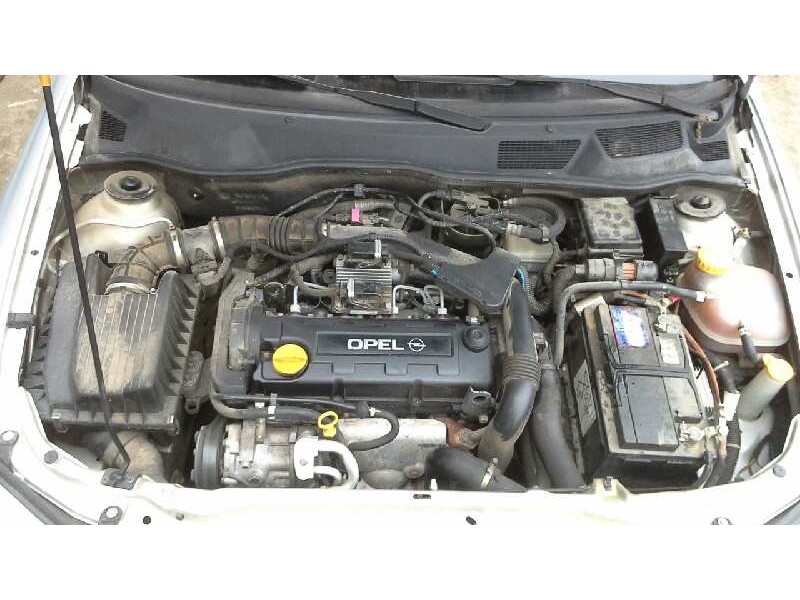 opel astra g berlina del año 2003