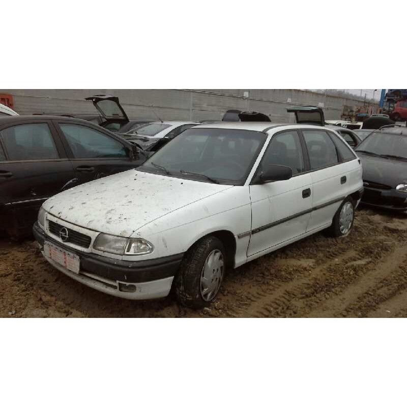 opel astra f berlina del año 1994