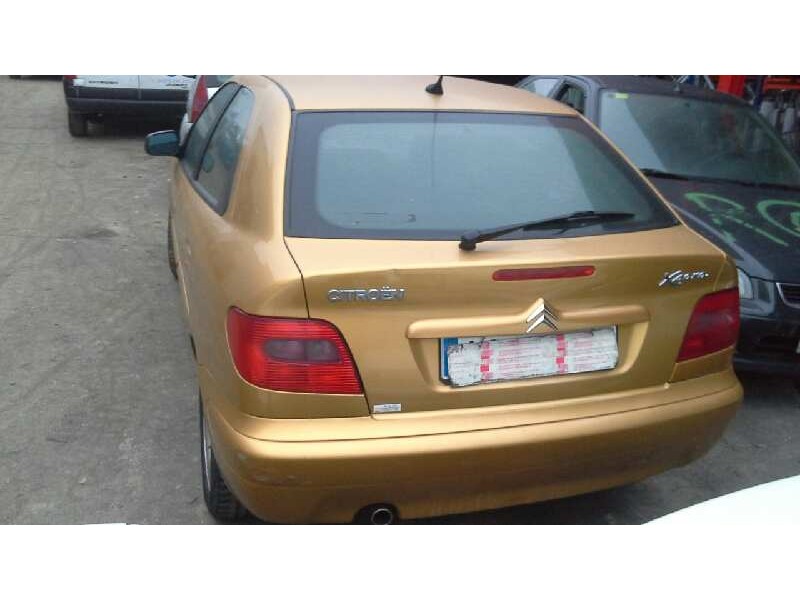 citroen xsara berlina del año 2001