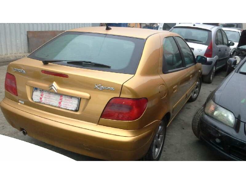 citroen xsara berlina del año 2001