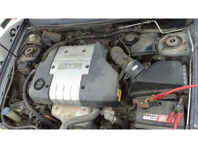 volvo s40 berlina del año 2000