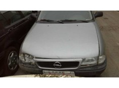 opel astra f berlina del año 1995 2