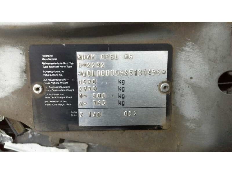 opel astra f berlina del año 1995