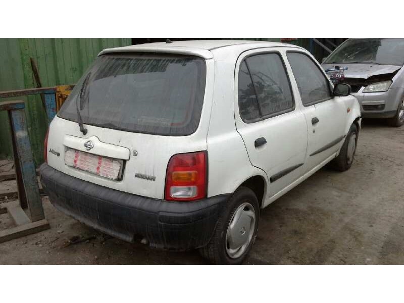nissan micra (k11) del año 2000