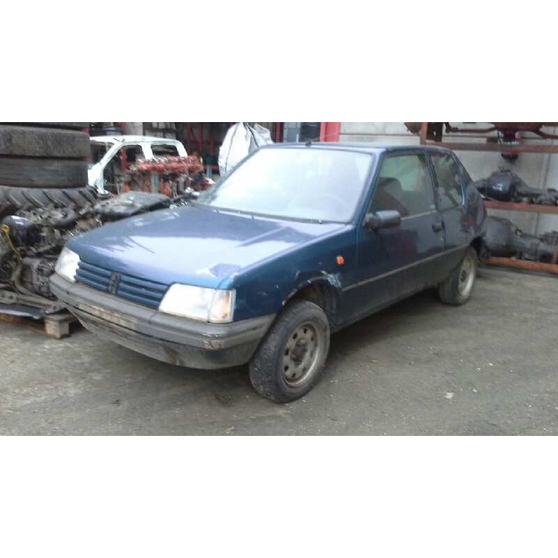 peugeot 205 berlina del año 1997