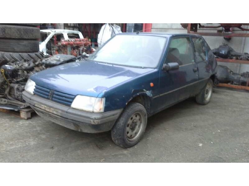 peugeot 205 berlina del año 1997