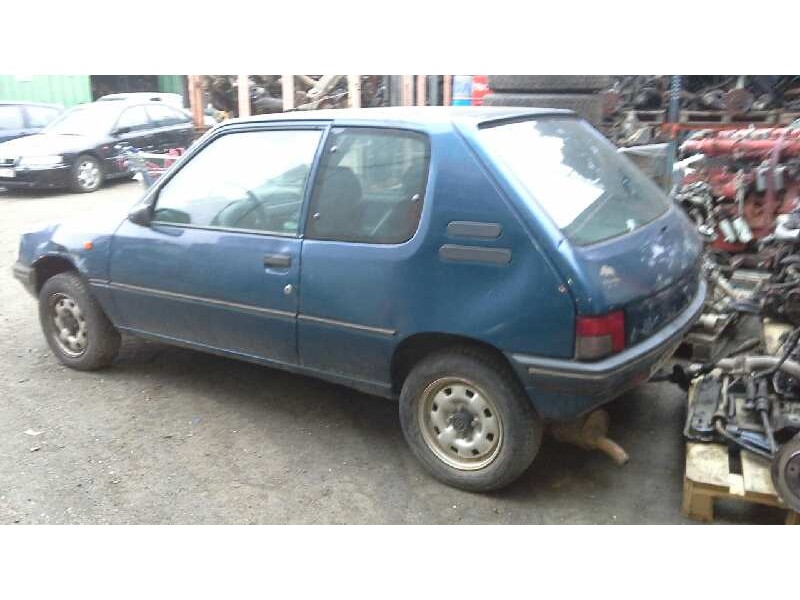 peugeot 205 berlina del año 1997