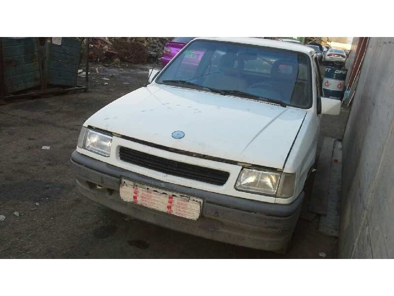 opel corsa a del año 1993